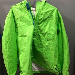 Vineyard vines rain jacket